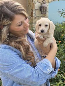 Creme of the Crop Miniature Dachshunds Customer Review - Summer & Oakley